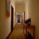 Гостевой дом Residencial Do Areeiro