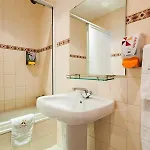 Гостевой дом Residencial Do Areeiro 2*