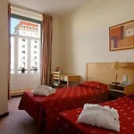 Гостевой дом Residencial Do Areeiro 2*