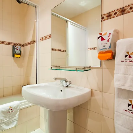 Maison d'hôtes Residencial Do Areeiro 2*