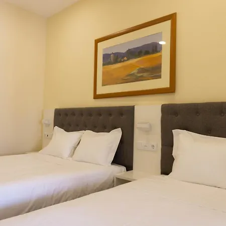 Residencial Do Areeiro بيت ضيافة 2*