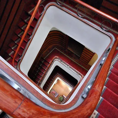 بيت ضيافة Residencial Do Areeiro