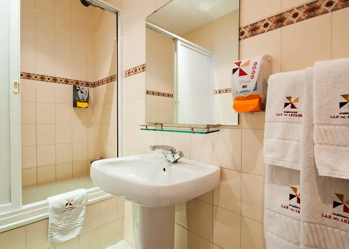 Гостевой дом Residencial Do Areeiro 2*