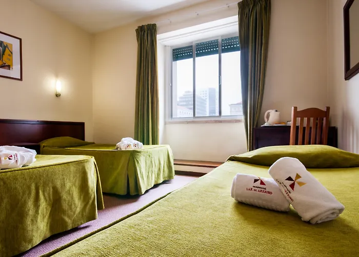 Residencial Do Areeiro Гостевой дом 2*