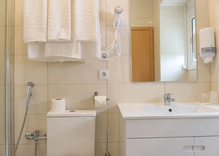 Гостевой дом Residencial Do Areeiro 2*