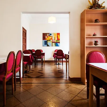 Residencial Do Areeiro Гостьовий будинок 2*