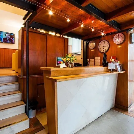 Residencial Do Areeiro 리스본